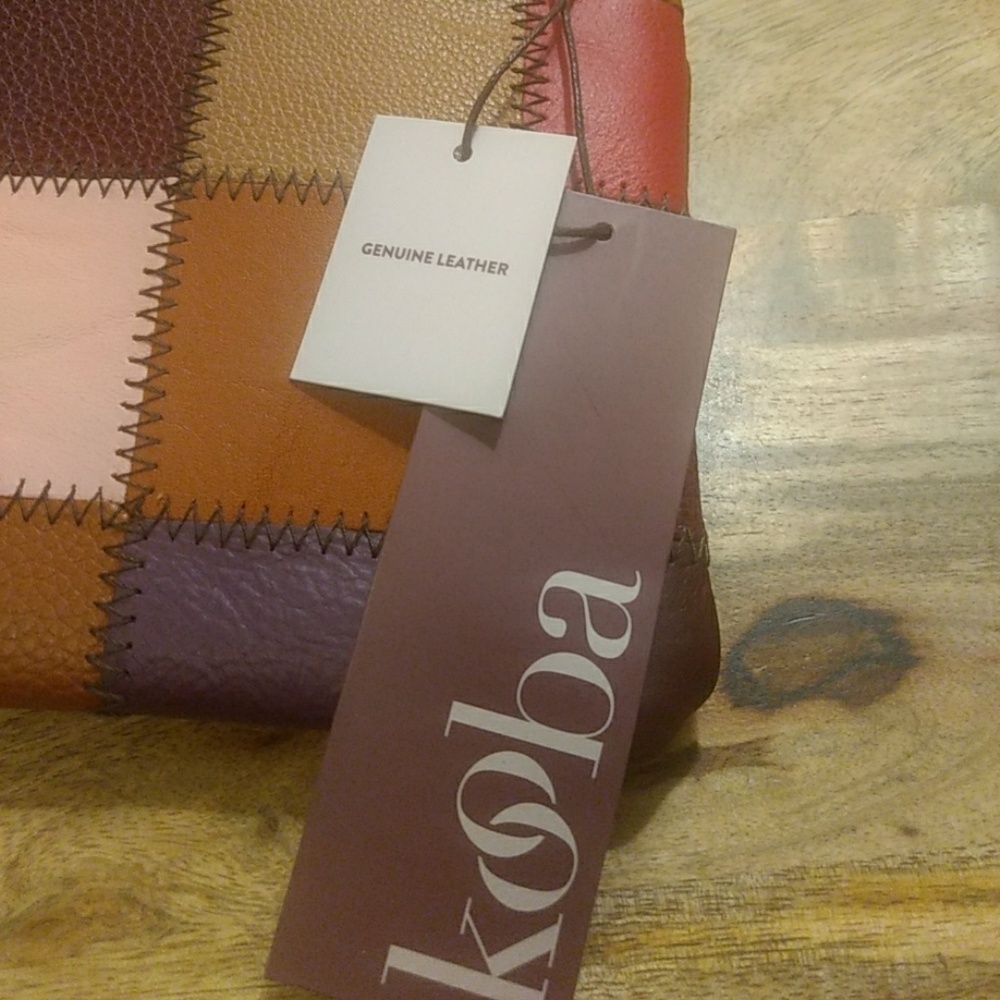 Kooba patch wristlet - Picture 3 of 6